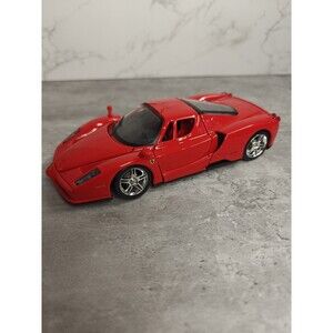 Maisto Diecast Enzo Ferrari Red 1:24 Scale Toy Vehicle Model